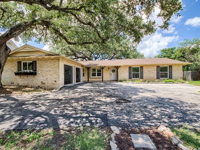 1111 GREY OAK DR, San Antonio, TX, 78213