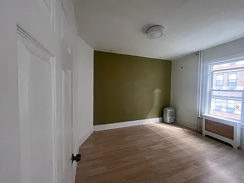 110 N 5th Ave #4B Photo 1
