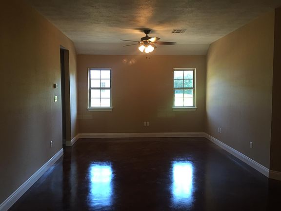 3rd image of 3356 Broussard Ln