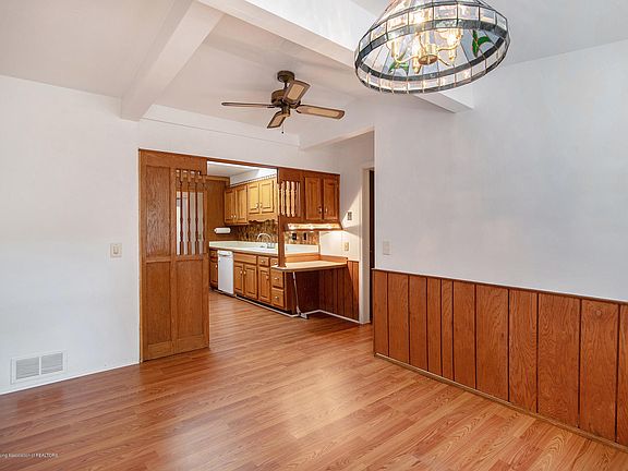 5th image of 5312 S Washington Ave