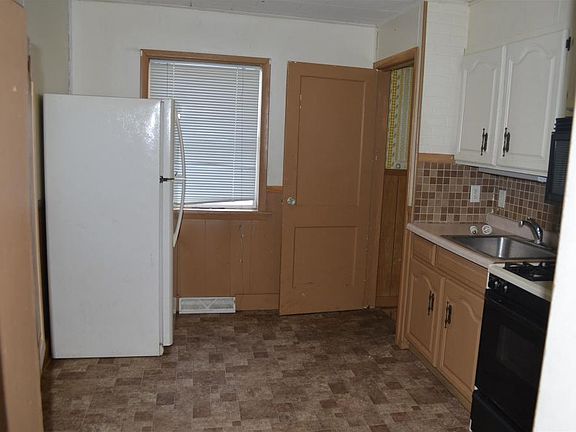 4th image of 602 S Kenmore St