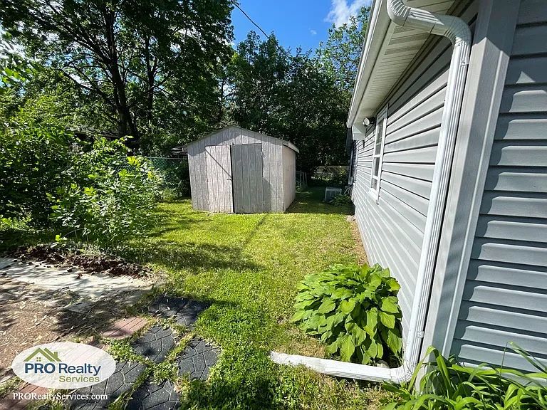 4516 Monroe St NE — Photo 17