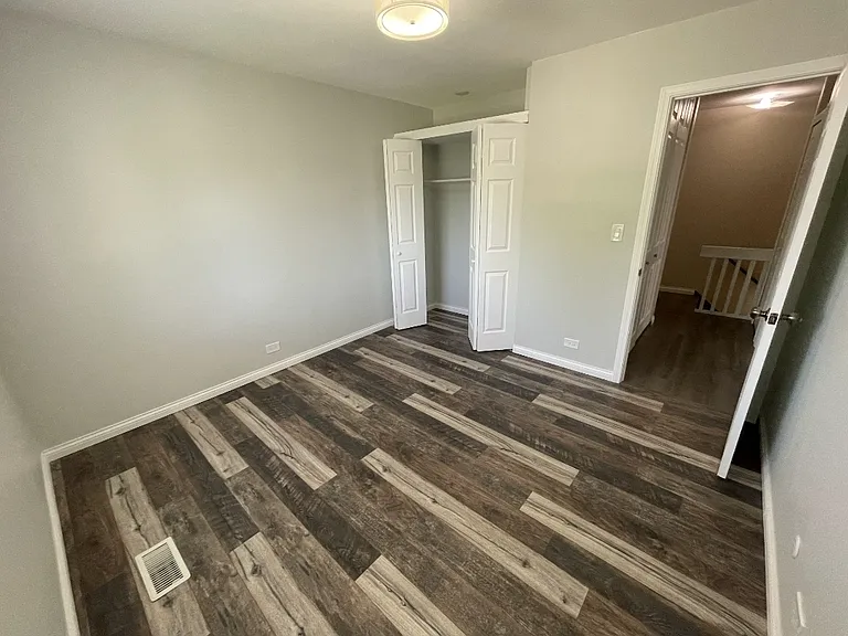 228 N Waterford Dr #12C — Photo 17