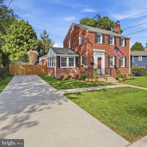 906 N Liberty St, Arlington, VA, 22205