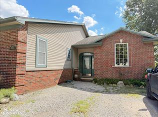 24313 Kensington St, Taylor, MI 48180