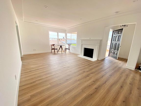 4th image of 3525 Tennyson St
