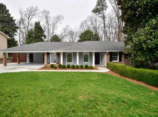 4158 Oak Forest Dr, Atlanta, GA