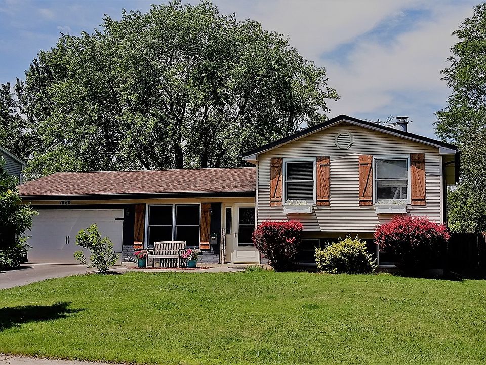 1060 Heartwood Ln, Lake Zurich, IL 60047 Zillow