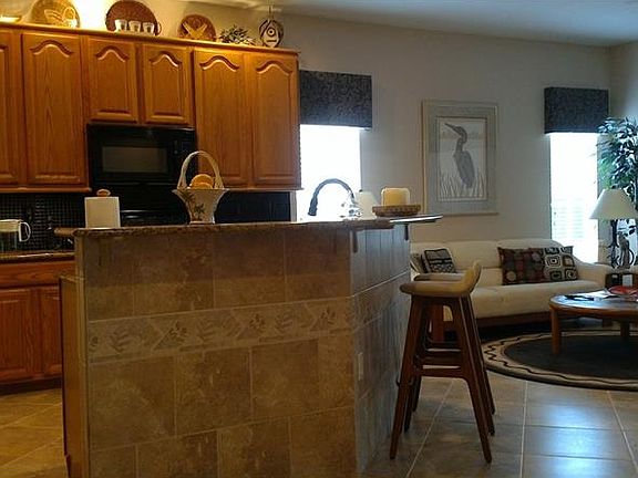 3rd image of 3042 Banyan Hill Ln