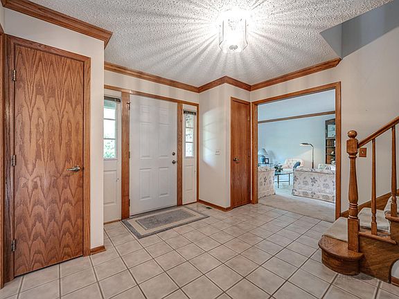 4th image of 1212 Lisa Cir