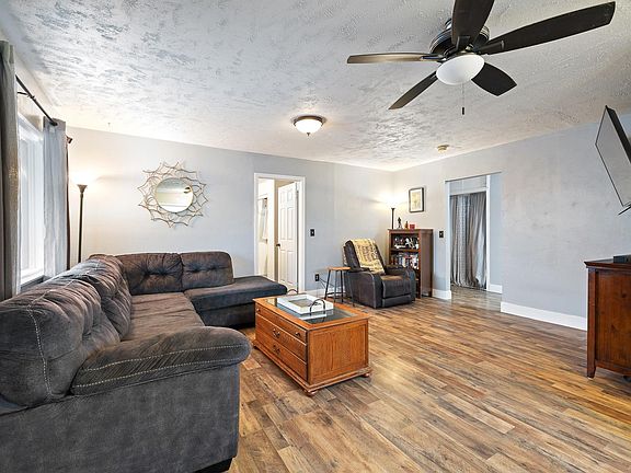 5th image of 2001 Duportail St