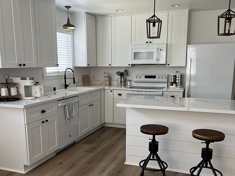 1st image of 275 May St #A