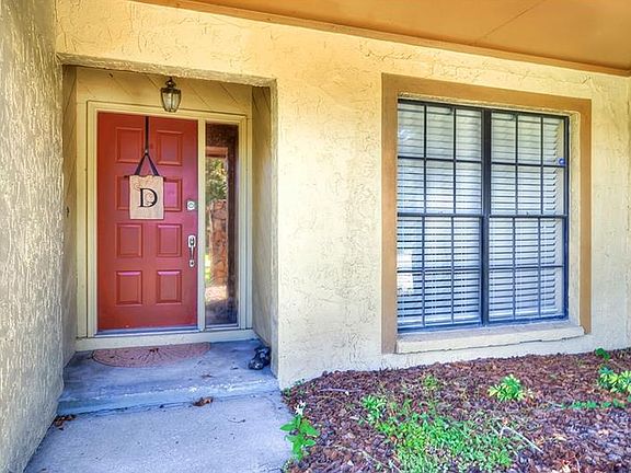 2nd image of 16533 Silverhill Dr