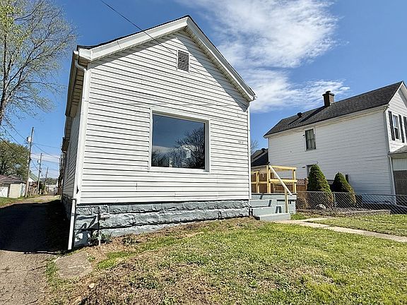 4th image of 1913 6th St