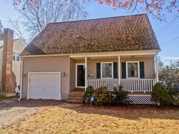 48 Vail St, Springfield, MA 01118