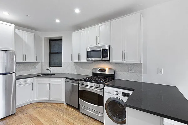 Rented by Bohemia Realty Group | media 3