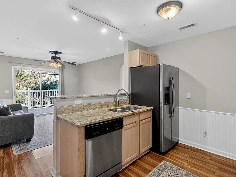 2262 Folly Rd #1G — Photo 10