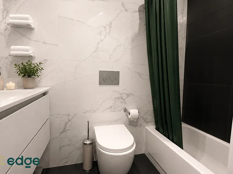 121 Boerum St #2D — Photo 6