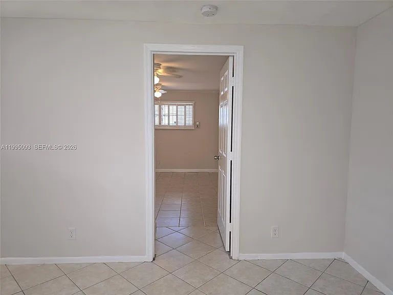 1723 Thomas St #3 — Photo 11