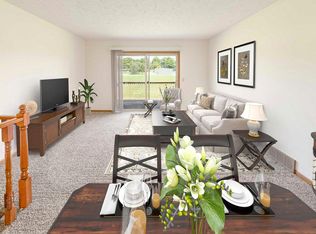 6913 Arbor Heights Dr, Hudsonville, MI 49426