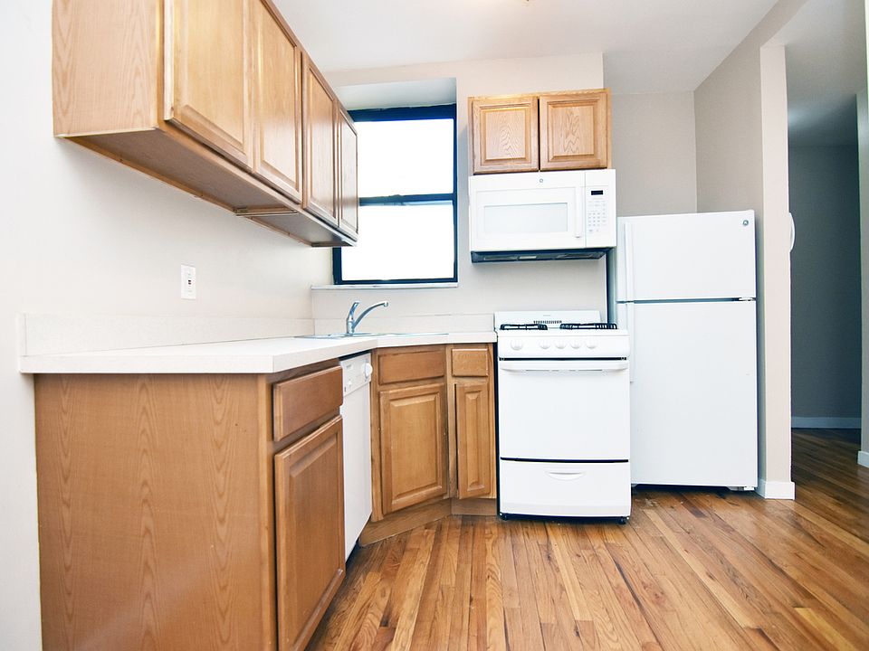1st image of 69 W 107th St APT 3