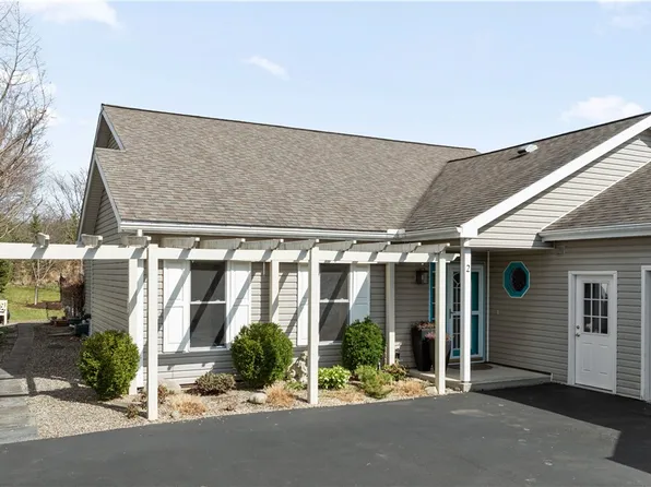 2 Leifs Way, Ithaca, NY 14850