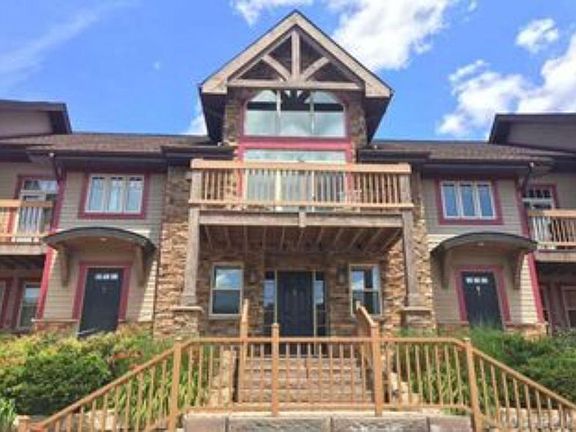 5th image of 8 Mountain View Dr