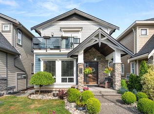 1426 Finlay St #10, White Rock, BC V4B 4L5