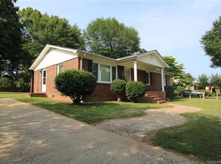 325 Costner Dr, Bessemer City, NC 28016