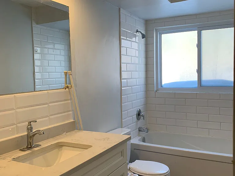50 Gordon Ave #10 — Photo 14