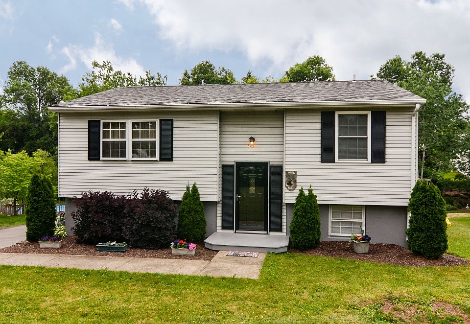 1st image of 578 Joan St