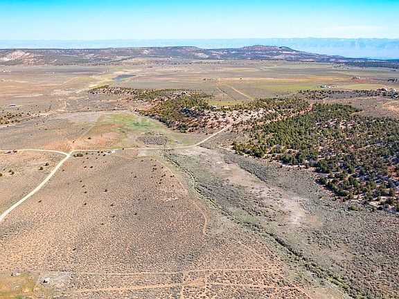 4th image of S Trail Canyon Dr