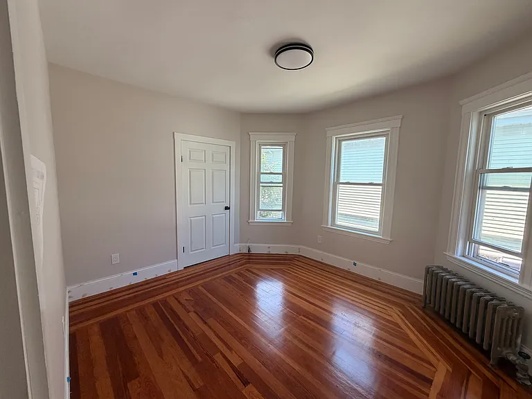 25 Warner St #2A — Photo 6