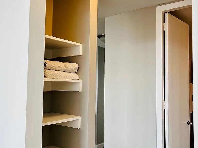 655 W Irving Park Rd #4807 — Photo 27