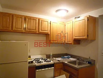 Rented by Best Apartments North Inc