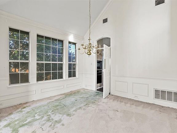 5th image of 2418 Knollwood Ct