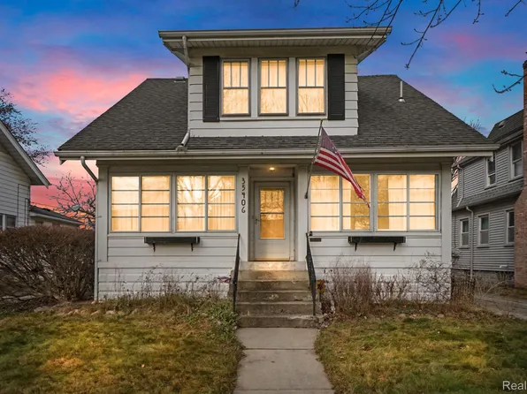 35406 Chestnut St, Wayne, MI 48184