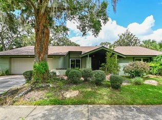 1901 E Timberlane Dr, Plant City, FL 33563