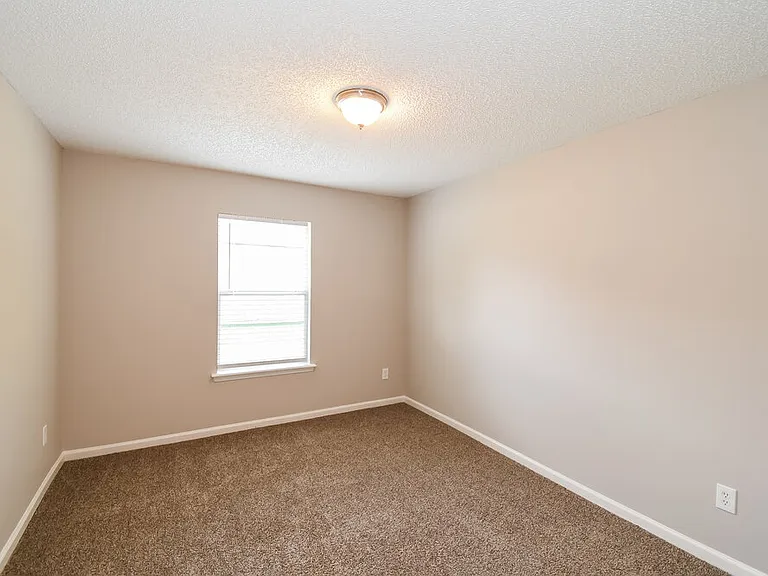 2904 Cold Creek Blvd — Photo 13