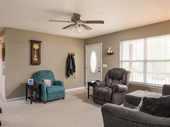 3rd image of 169 Jameson Dr NW