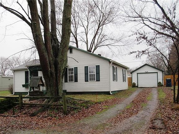 4th image of 104 Nakomis Dr