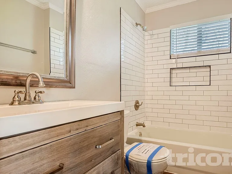 10630 Newcombe Dr — Photo 10