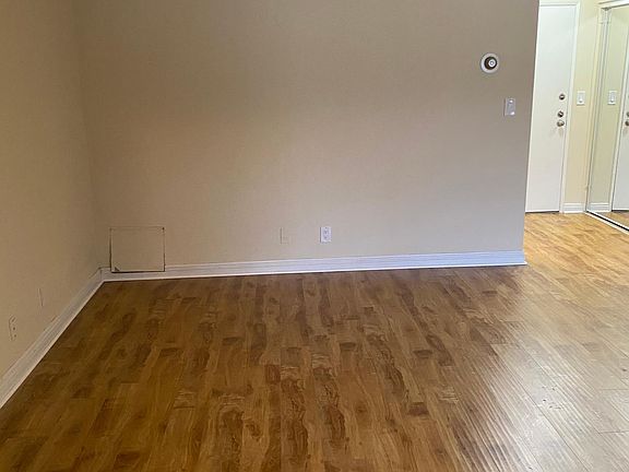2nd image of 6121 Woodman Ave APT 207
