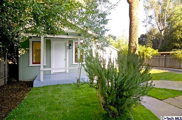 1st image of 886 N Catalina Ave