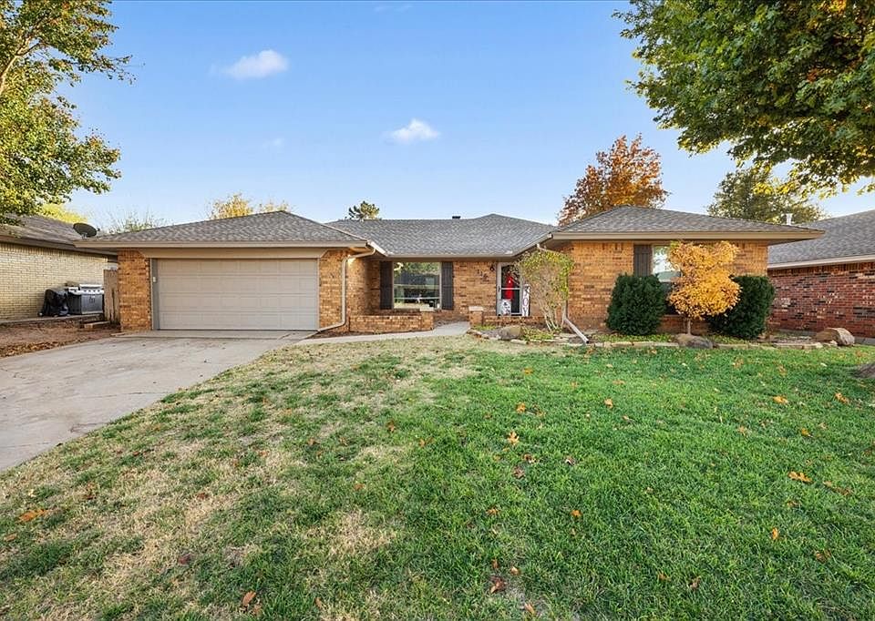 1st image of 116 Sequoia Park Dr