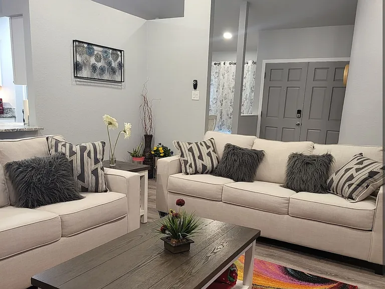 1405 Texas Oak Way — Photo 24