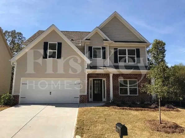 111 Village Pl, Newnan, GA 30265