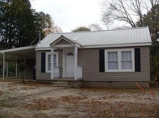 305 Sanders Hill Dr, Weaver, AL 36277