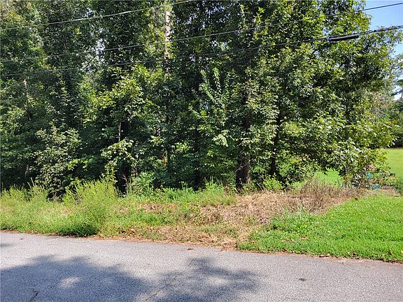 3rd image of 0 Woodland Dr
