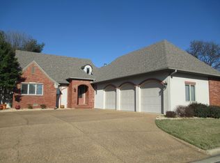 8607 Interlochen Dr, Nixa, MO 65714